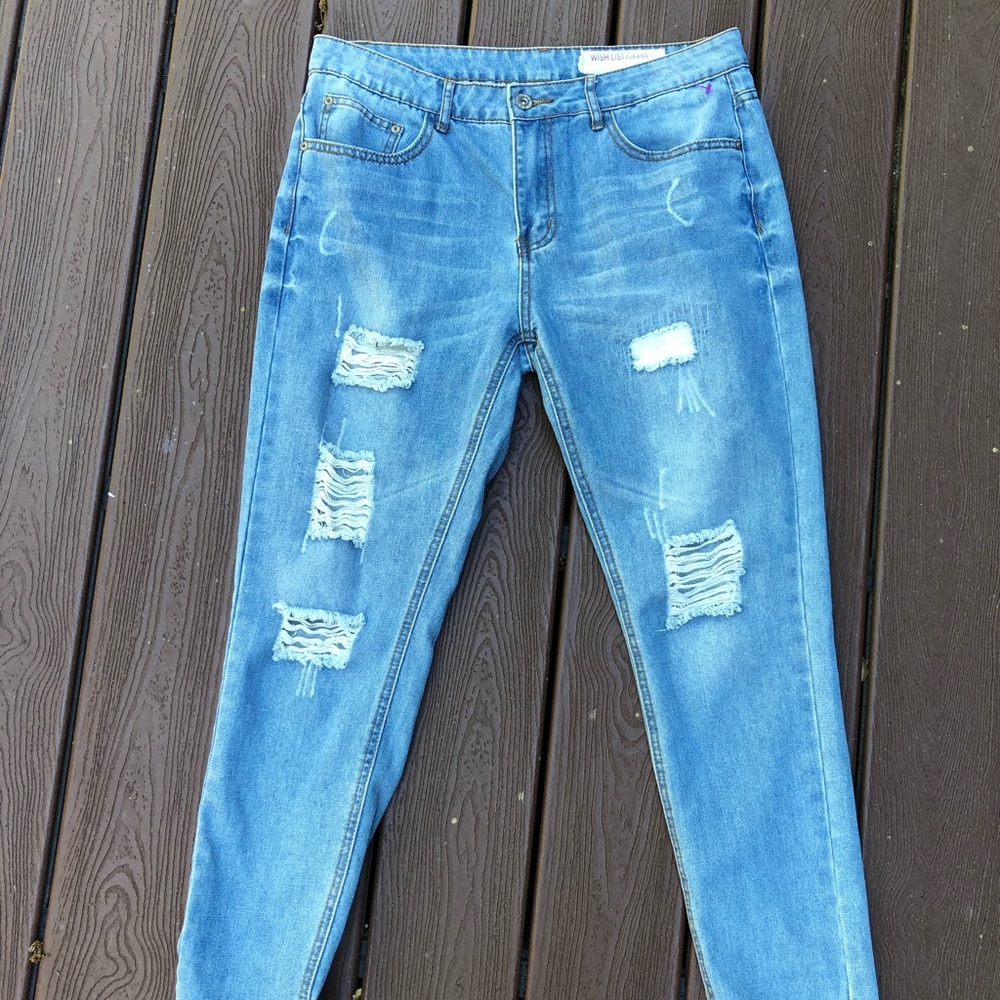 🤩 Distressed jeans 🤩
